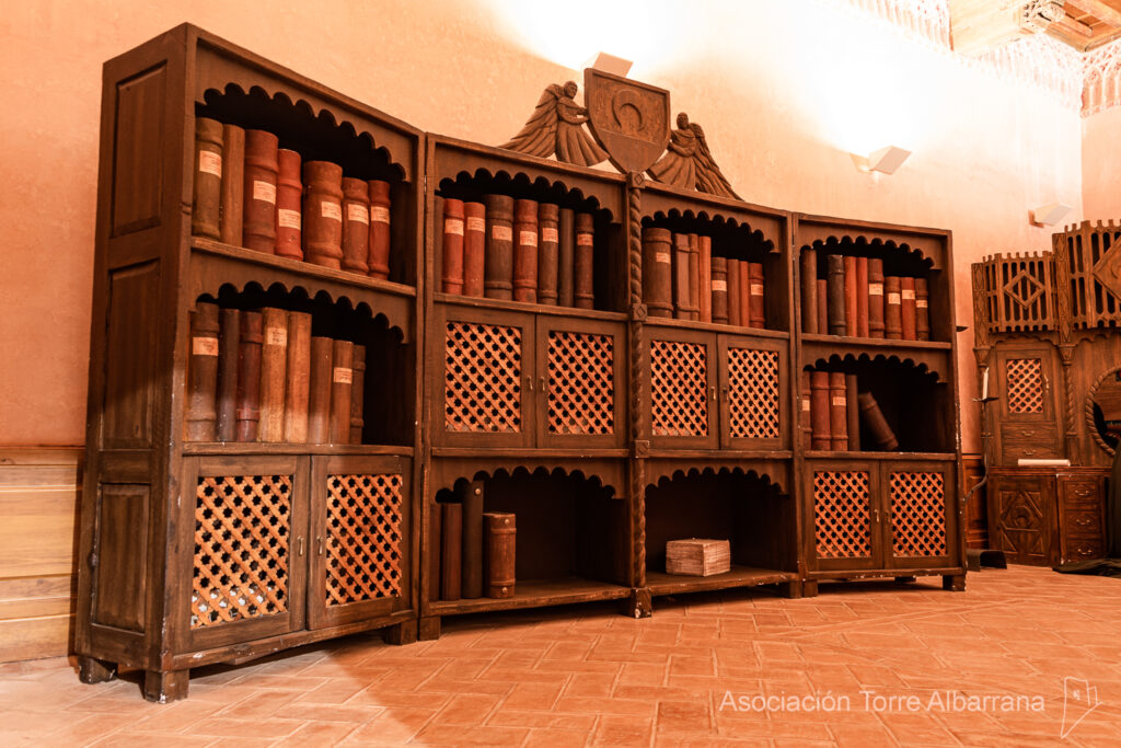 La imagen tiene un atributo ALT vacío; su nombre de archivo es Illueca_Castillo_LMG1232-1024x683.jpg